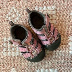 Keen Toddler Newport H2 Sandal, Pink, Size